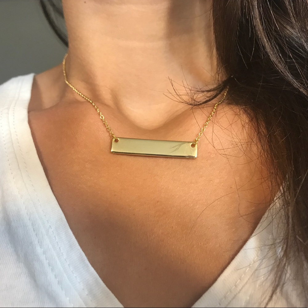 Short Bar Necklace